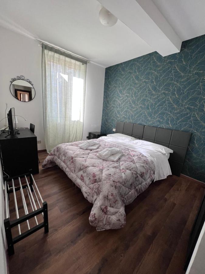 Hotel Brenta Parma Exteriör bild
